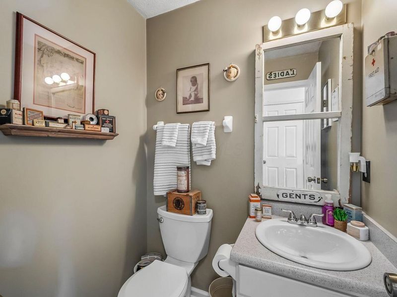 161 Chestnut Estates Drive, Commercial Point, OH 43116 Photo 16