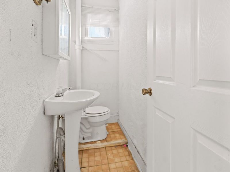 146 E 1st Street, Mansfield, OH 44902 Photo 12