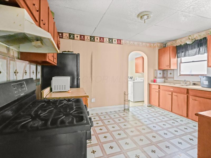 146 E 1st Street, Mansfield, OH 44902 Photo 6