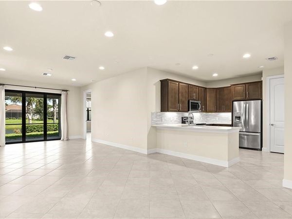 4347 Beauty Leaf Circle , Vero Beach, FL 32967