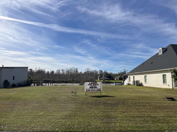 11571 Home Port Dr (asc), St Amant, LA 70774