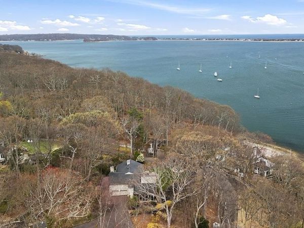 40 Idle Day Drive, Centerport, NY 11721