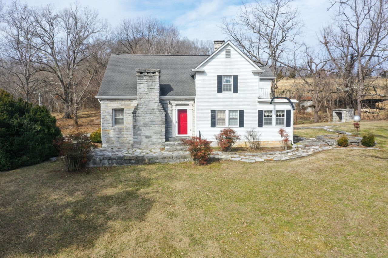 1960 Silver City Road Russellville, TN 37860