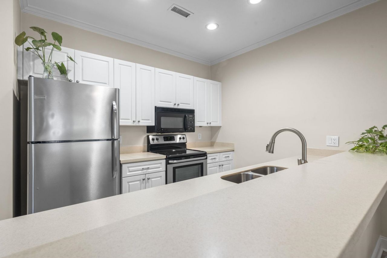 47-3 Twelve Oaks Dr.  Photo 12