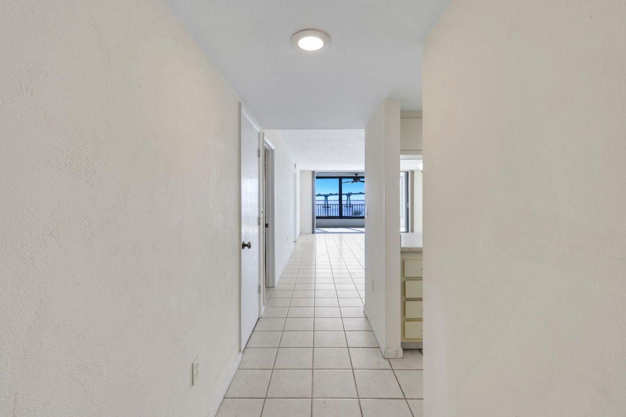 15010 Punta Rassa Rd, Unit 305, Fort Myers, FL 33908 Photo