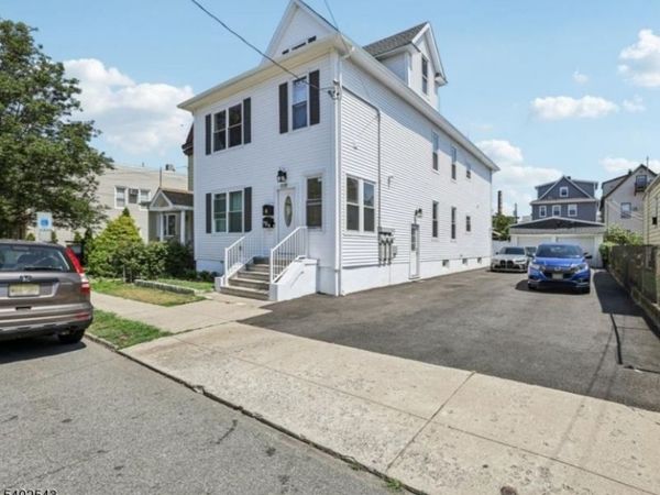 115 Wallington Ave, Wallington, NJ 07057