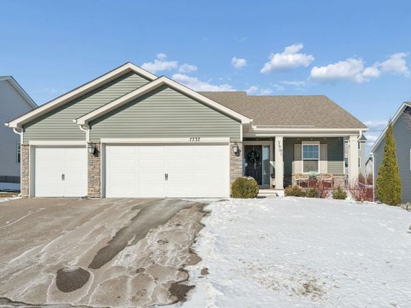 7737 205th Street W, Lakeville, MN 55044