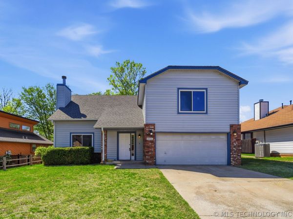10026 S 93rd Avenue E, Tulsa, OK 74133