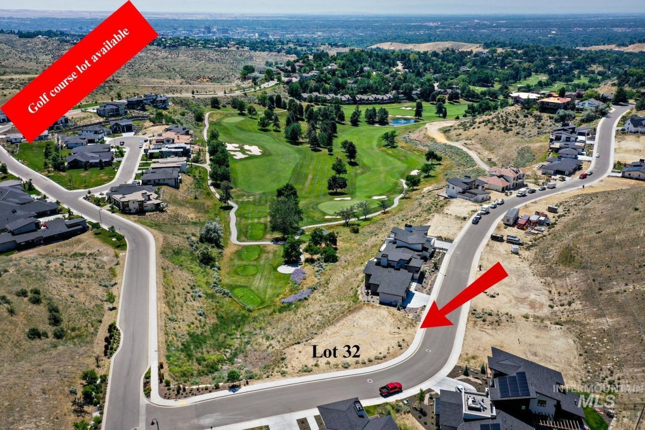 1347 E Chardie Rd, Boise, ID 83702 Main Photo