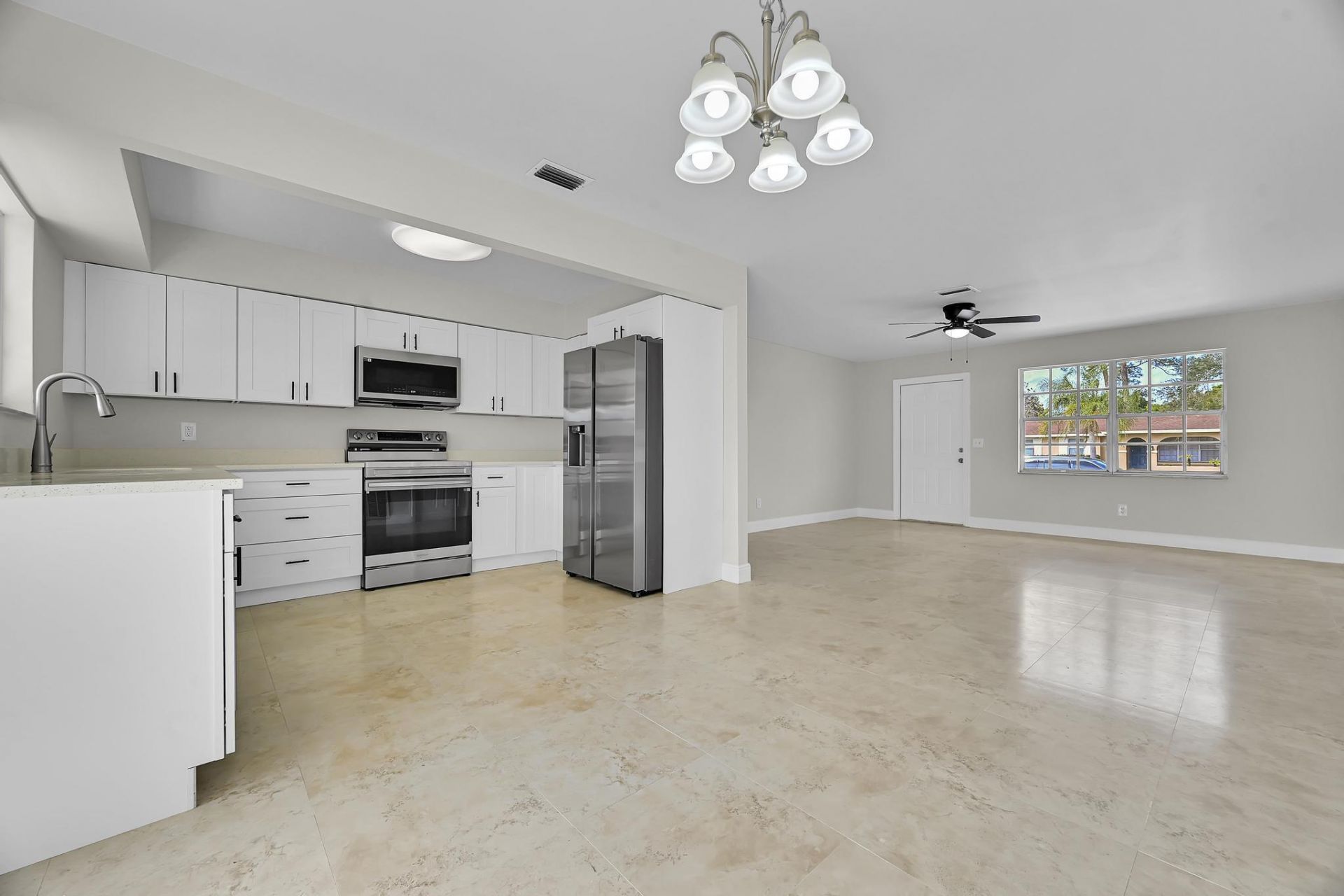 434 NE Electra Avenue, Port Saint Lucie, FL 34983 Photo