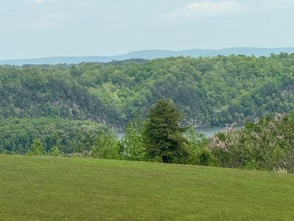 0 Holly Bend Dr , Byrdstown, TN 38549