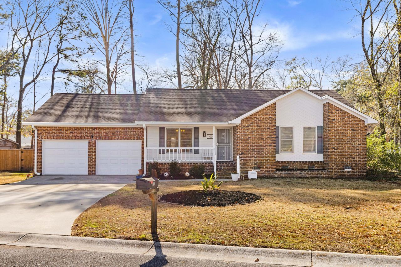 100 Medway Square Photo 2