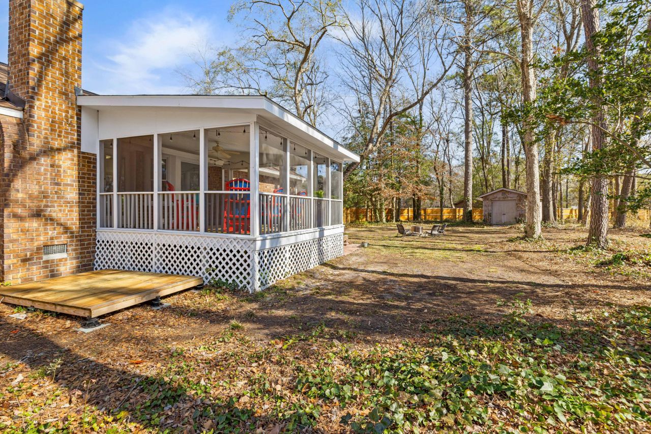 100 Medway Square Photo 35