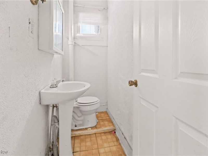 146 E 1st Street, Mansfield, OH 44902 Photo 12