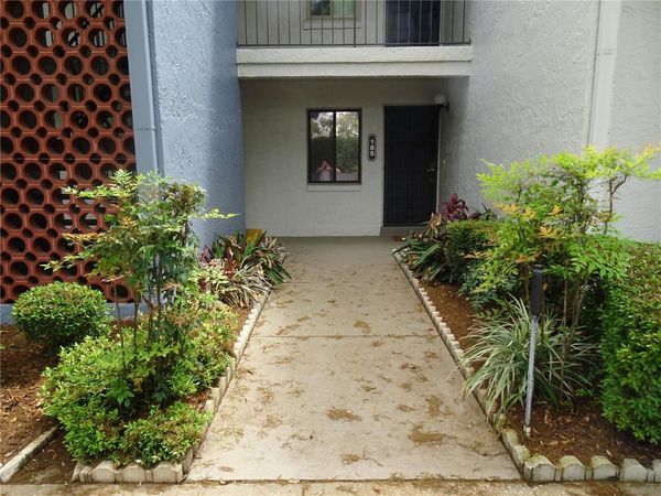 2 ESCONDIDO CIRCLE, Unit 185, ALTAMONTE SPRINGS, FL 32701