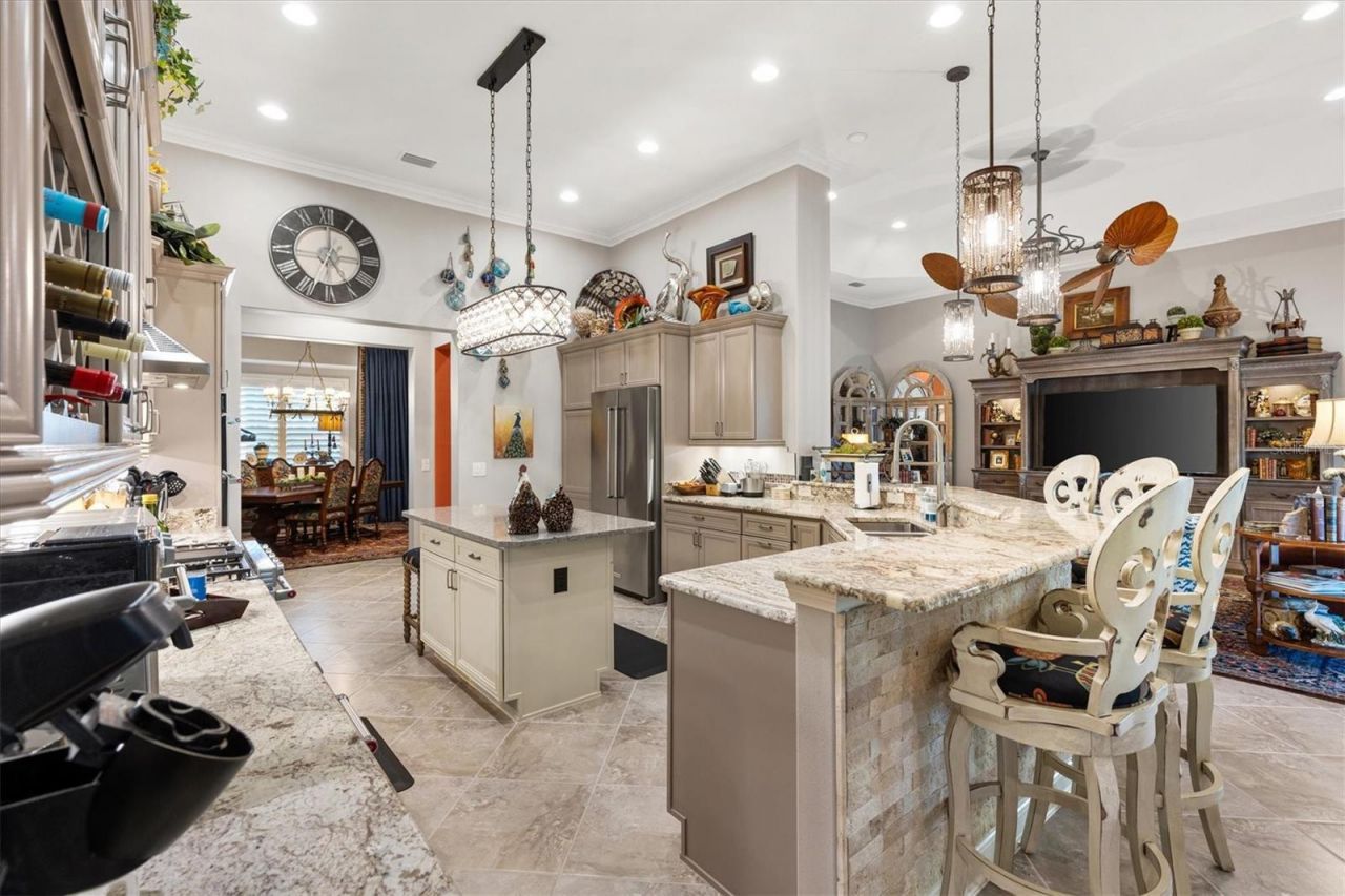 885 Iron Oak Way, The Villages, FL 32163 Photo