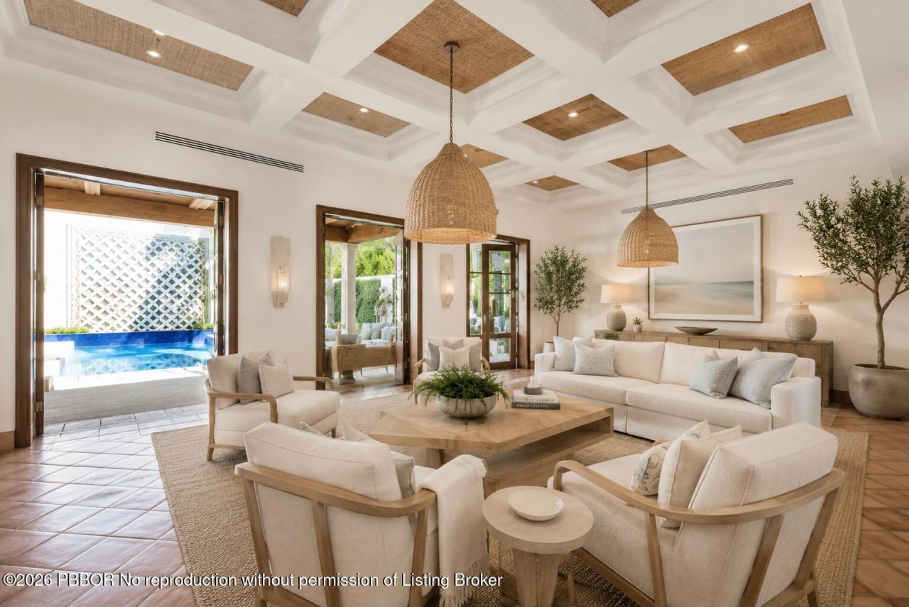 245 Brazilian Avenue, Unit *, Palm Beach, FL 33480 Photo