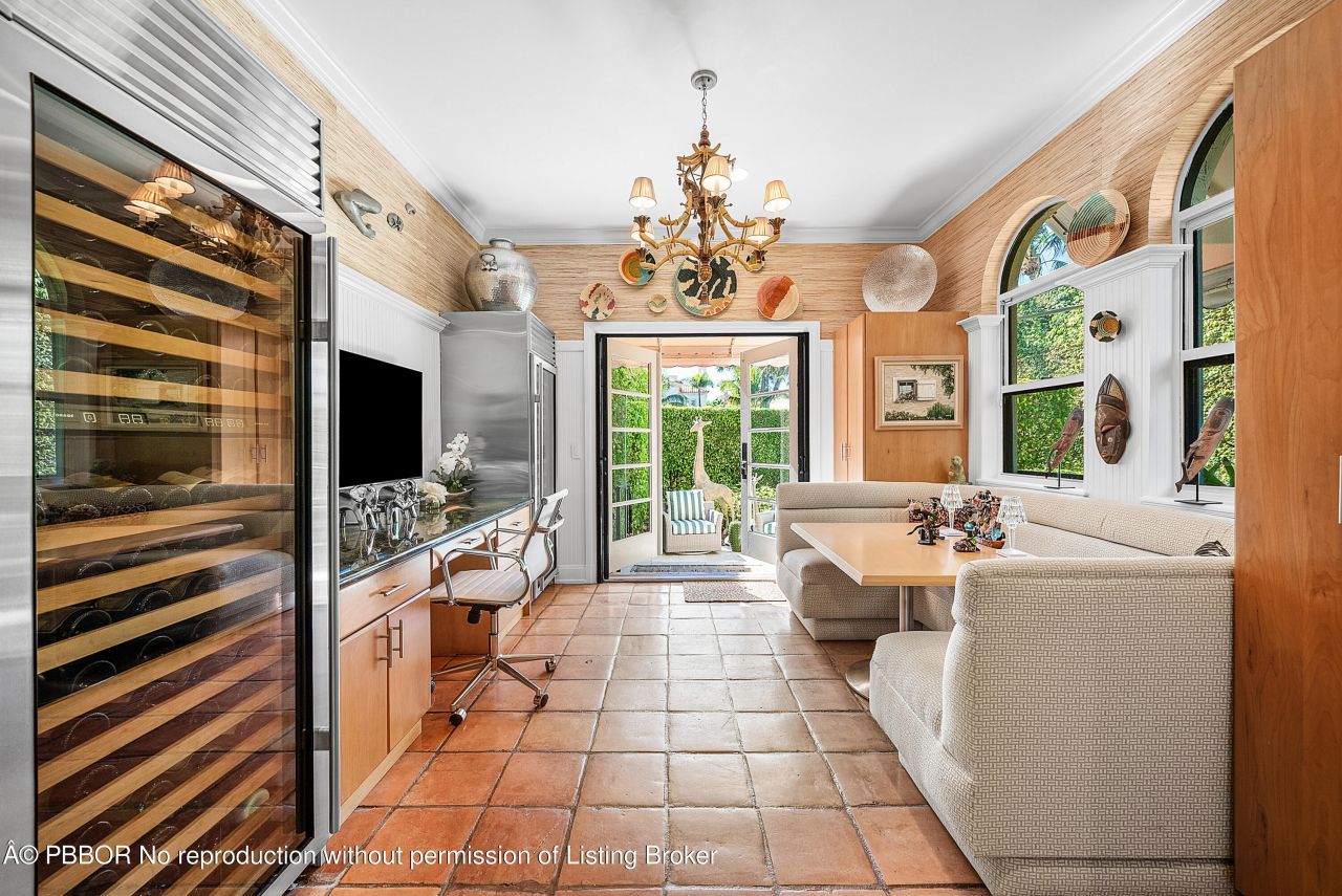 245 Brazilian Avenue, Unit *, Palm Beach, FL 33480 Photo