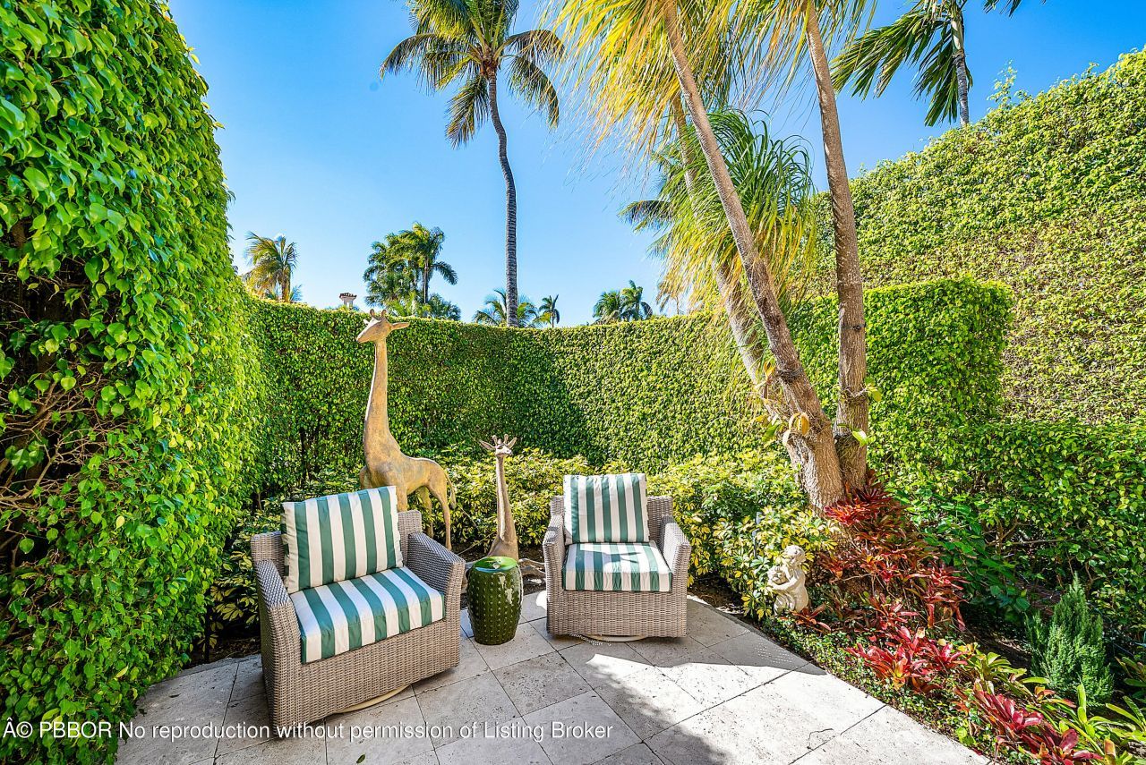 245 Brazilian Avenue, Unit *, Palm Beach, FL 33480 Photo