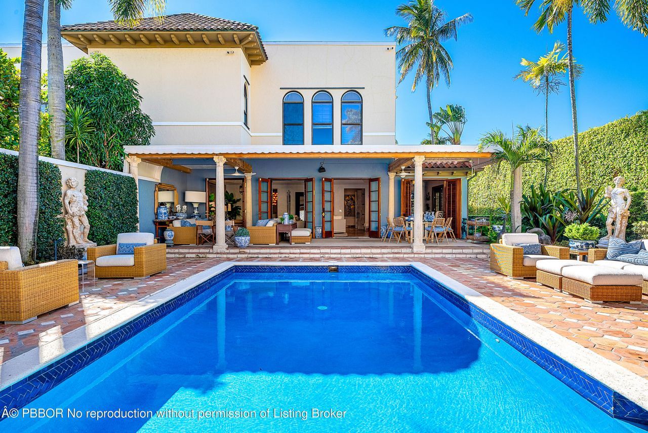 245 Brazilian Avenue, Unit *, Palm Beach, FL 33480 Photo