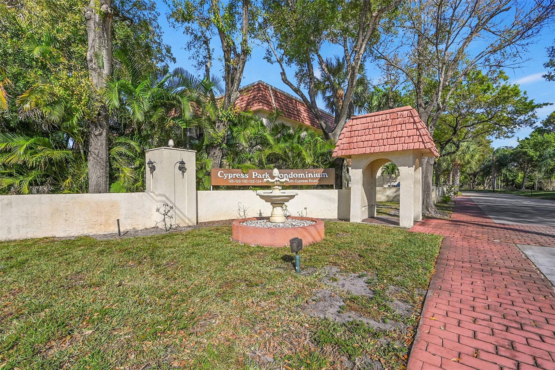 138 S Cypress Road, Unit 214, Pompano Beach, FL 33060 Photo