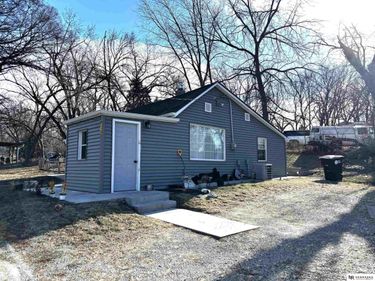 7343 Lake Street, Omaha, NE 68134