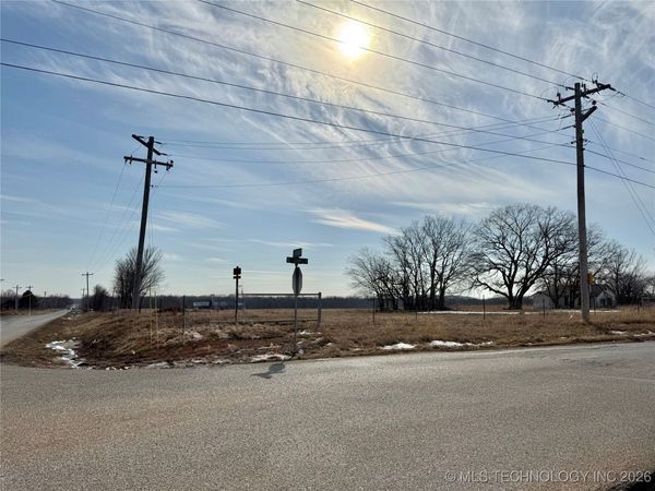 3698 W Oak Street, Skiatook, OK 74070