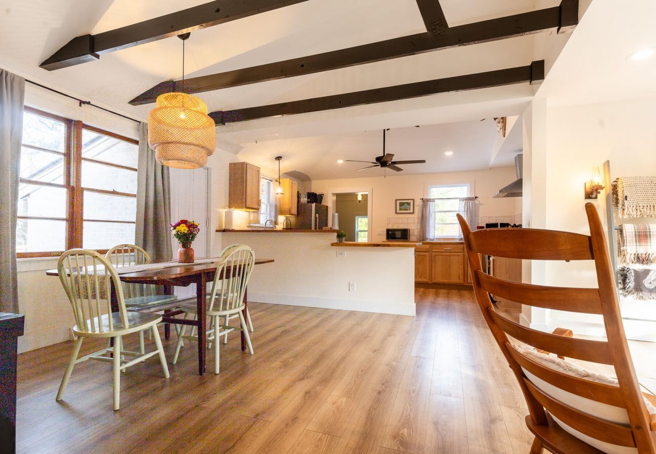 111 Circle Drive Photo 17