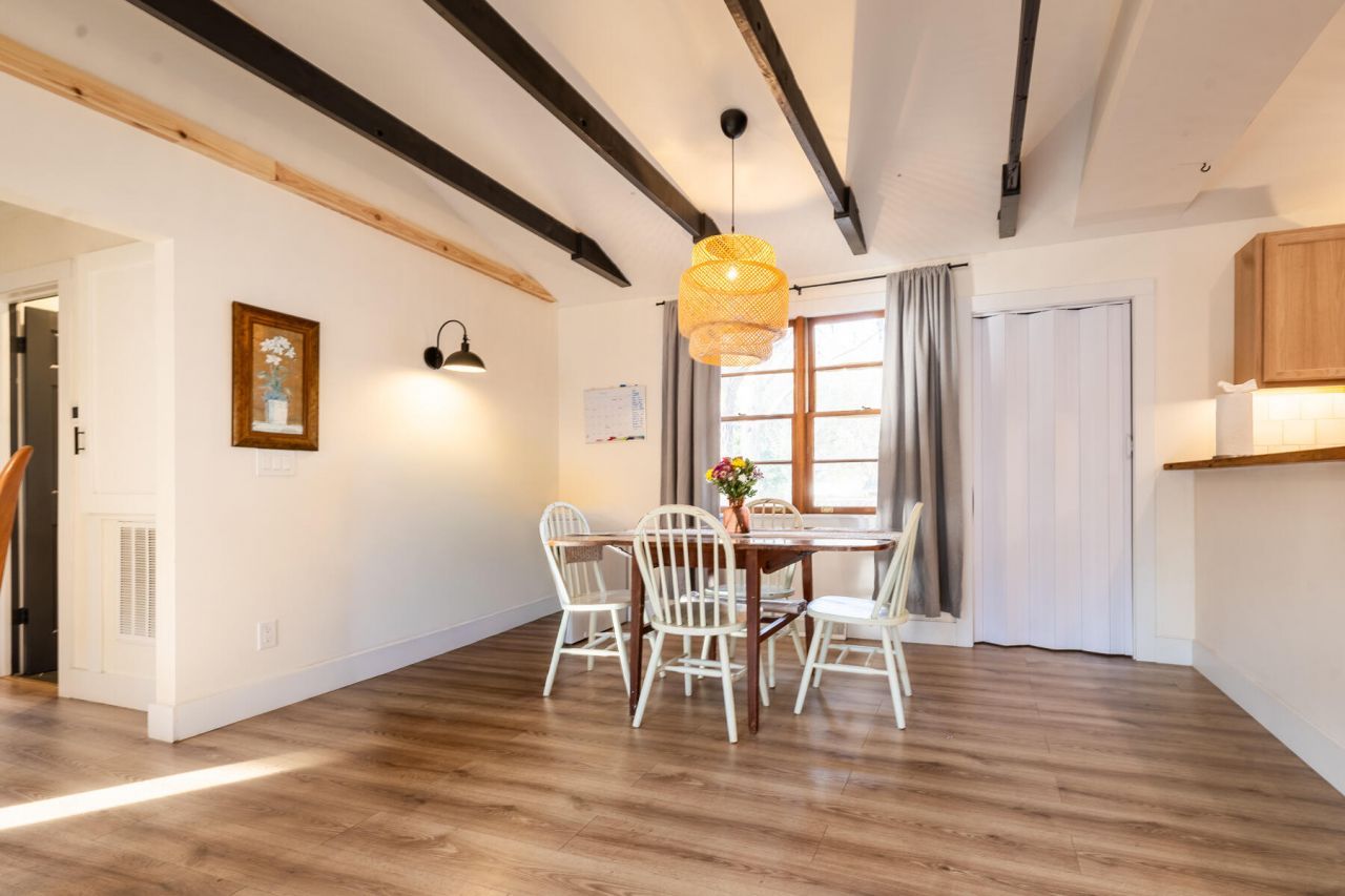 111 Circle Drive Photo 18