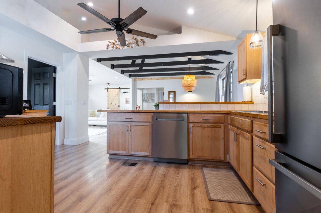 111 Circle Drive Photo 28