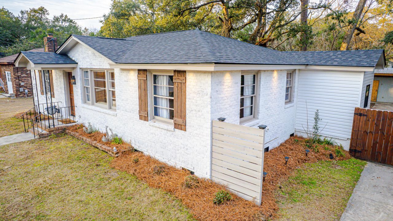 111 Circle Drive Photo 4