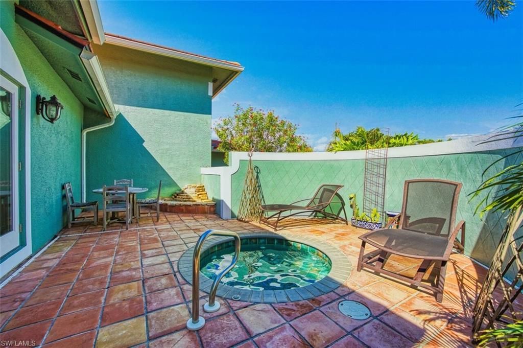 130 Montrose Dr, Fort Myers, FL 33919 Photo