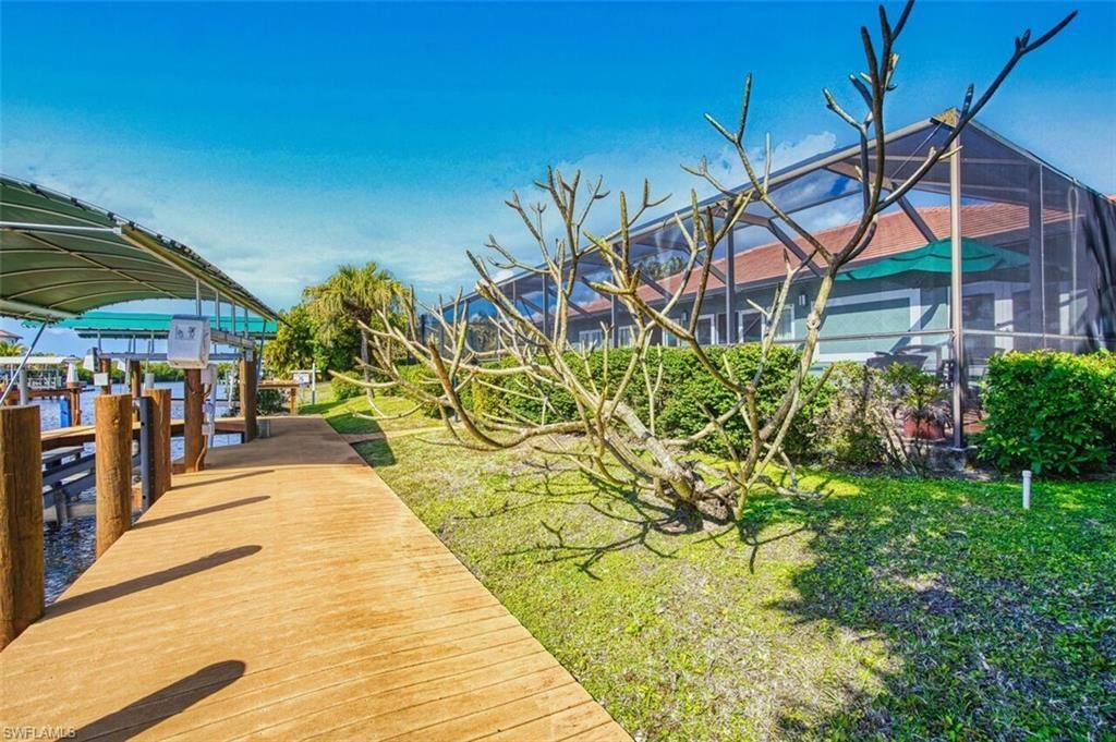 130 Montrose Dr, Fort Myers, FL 33919 Photo