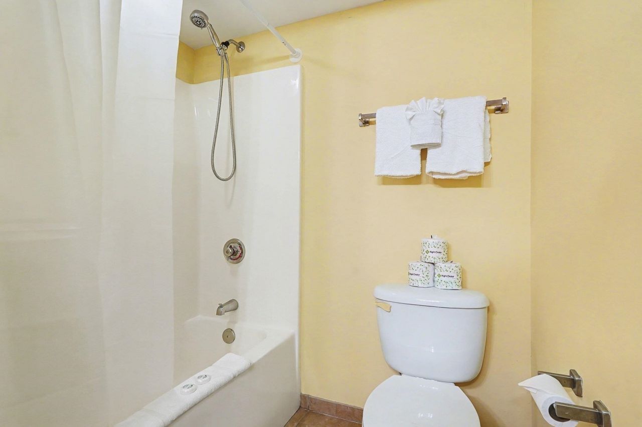 1707 Perrin Dr. Photo 18