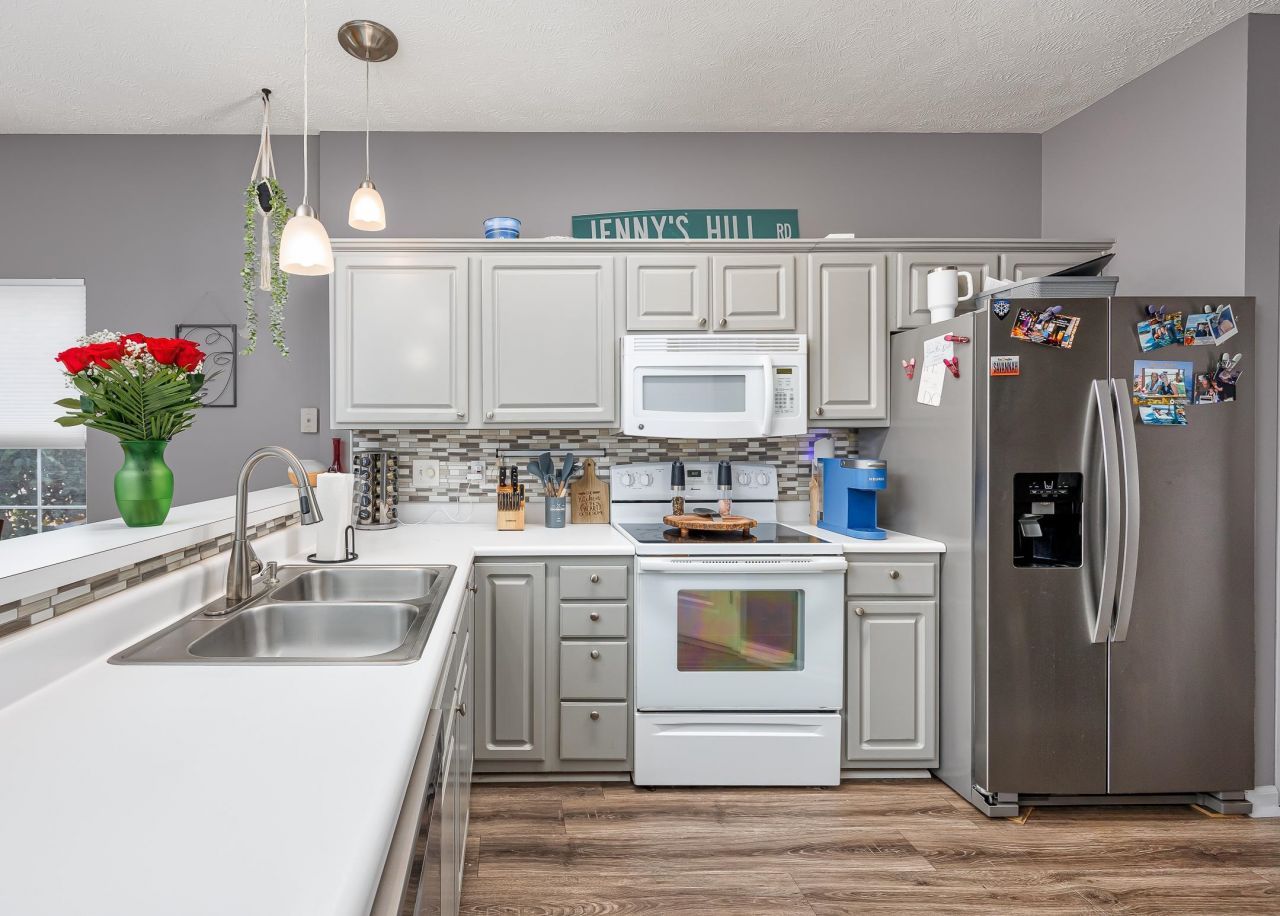 612 River Oaks Dr. Photo 11