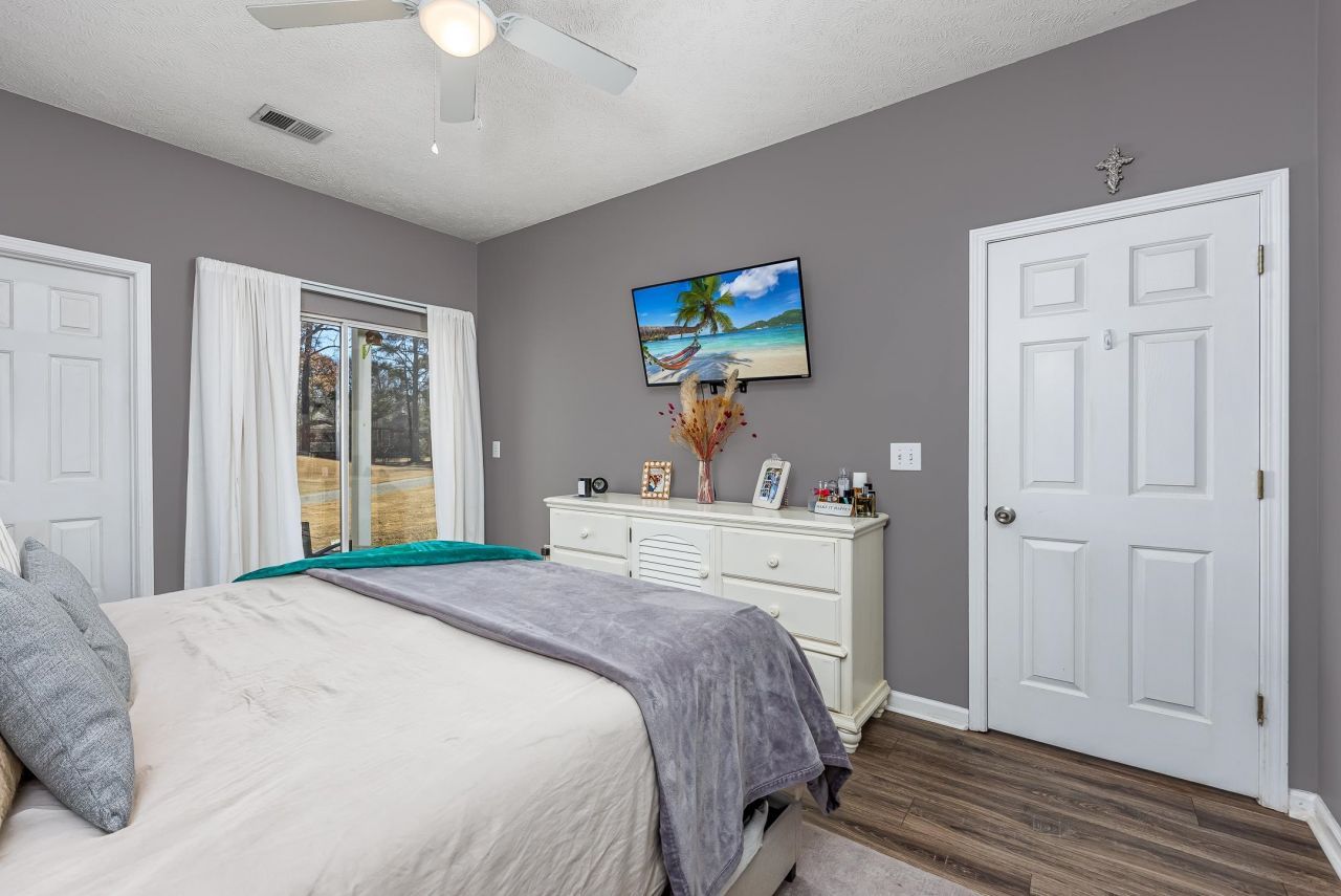 612 River Oaks Dr. Photo 15