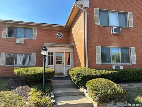 803 PLATE Street, Rochester, MI 48307