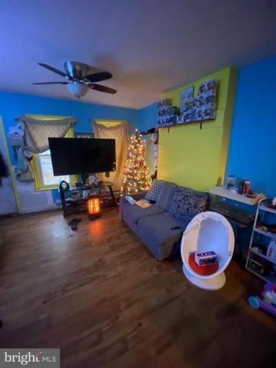 850 E Willard Street, Philadelphia, PA 19134 Main Photo