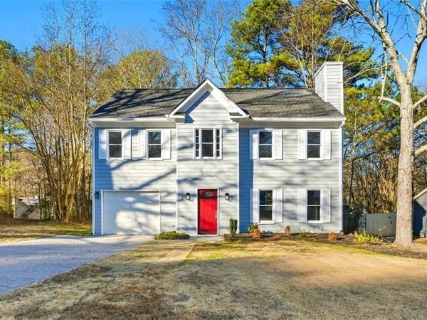 922 Fox Valley Court, Stone Mountain, GA 30088