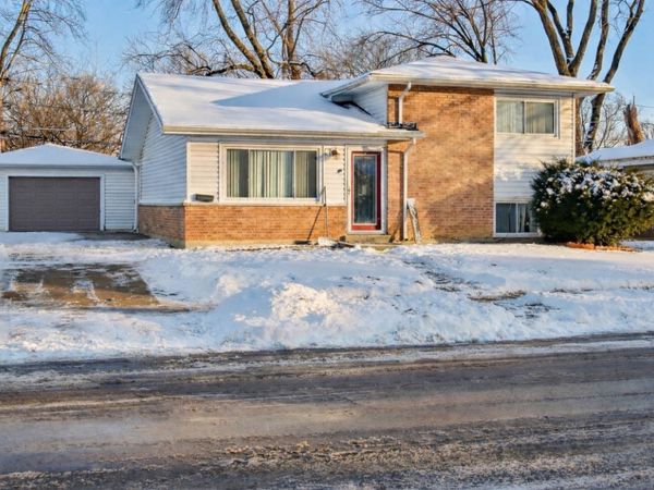 115 Willow Street, Park Forest, IL 60466