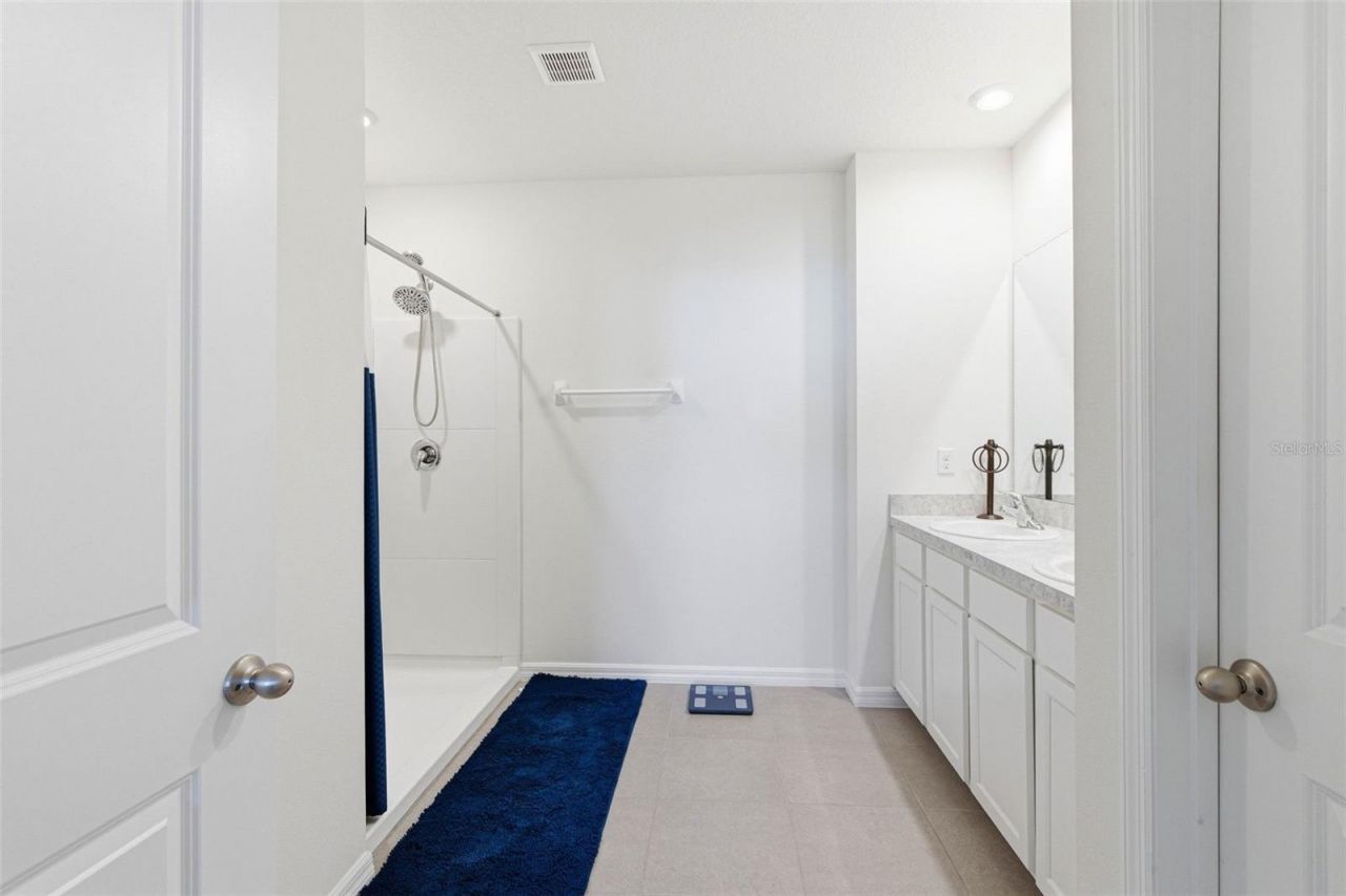 12403 Pagoda Place, Tampa, FL 33637 Photo