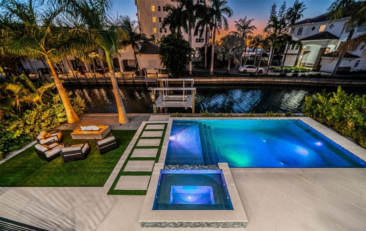 218 Sydney Lane, Redington Shores, FL 33708 Photo