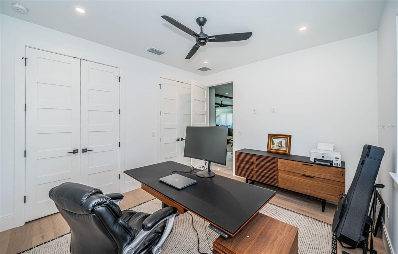 218 Sydney Lane, Redington Shores, FL 33708 Photo