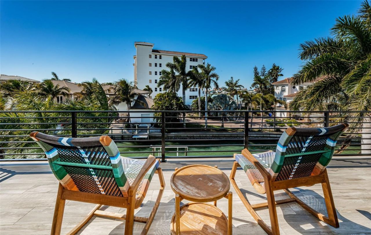 218 Sydney Lane, Redington Shores, FL 33708 Photo