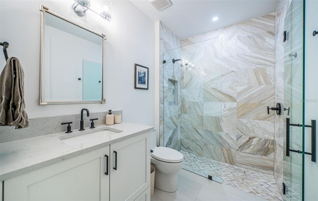 218 Sydney Lane, Redington Shores, FL 33708 Photo