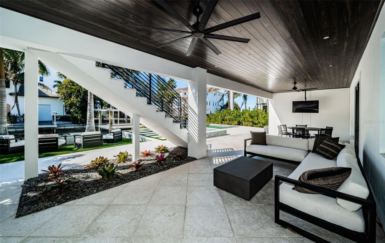 218 Sydney Lane, Redington Shores, FL 33708 Photo