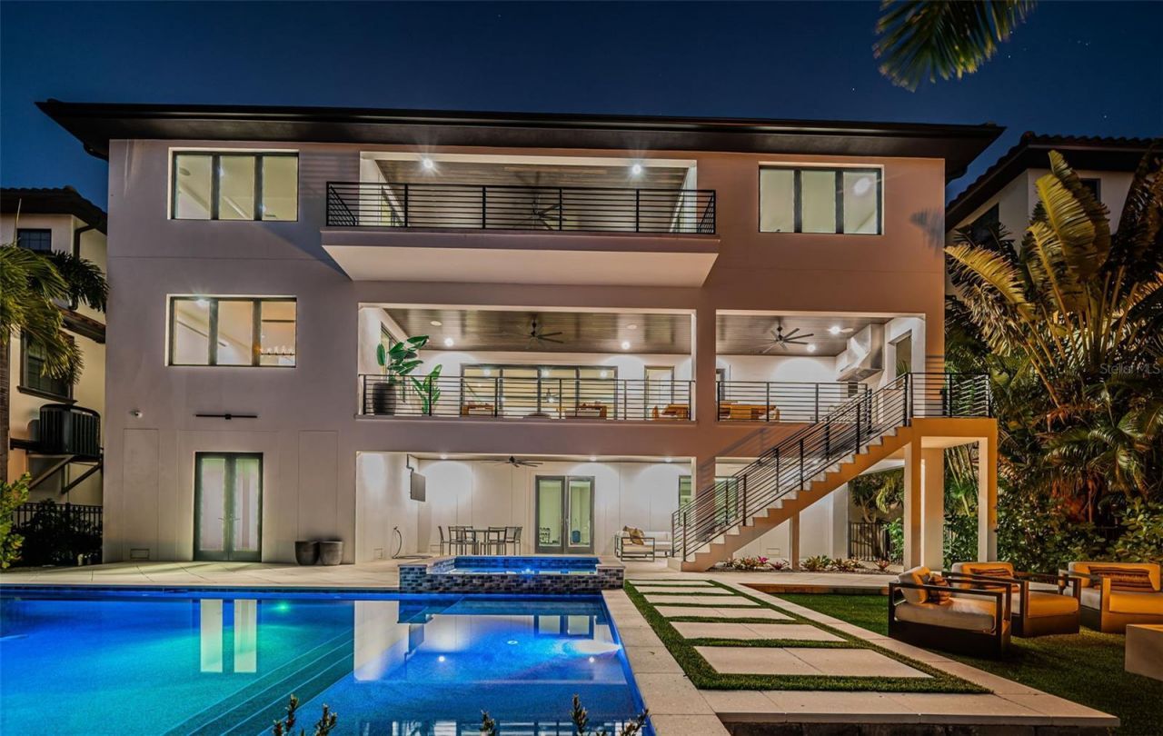 218 Sydney Lane, Redington Shores, FL 33708 Photo