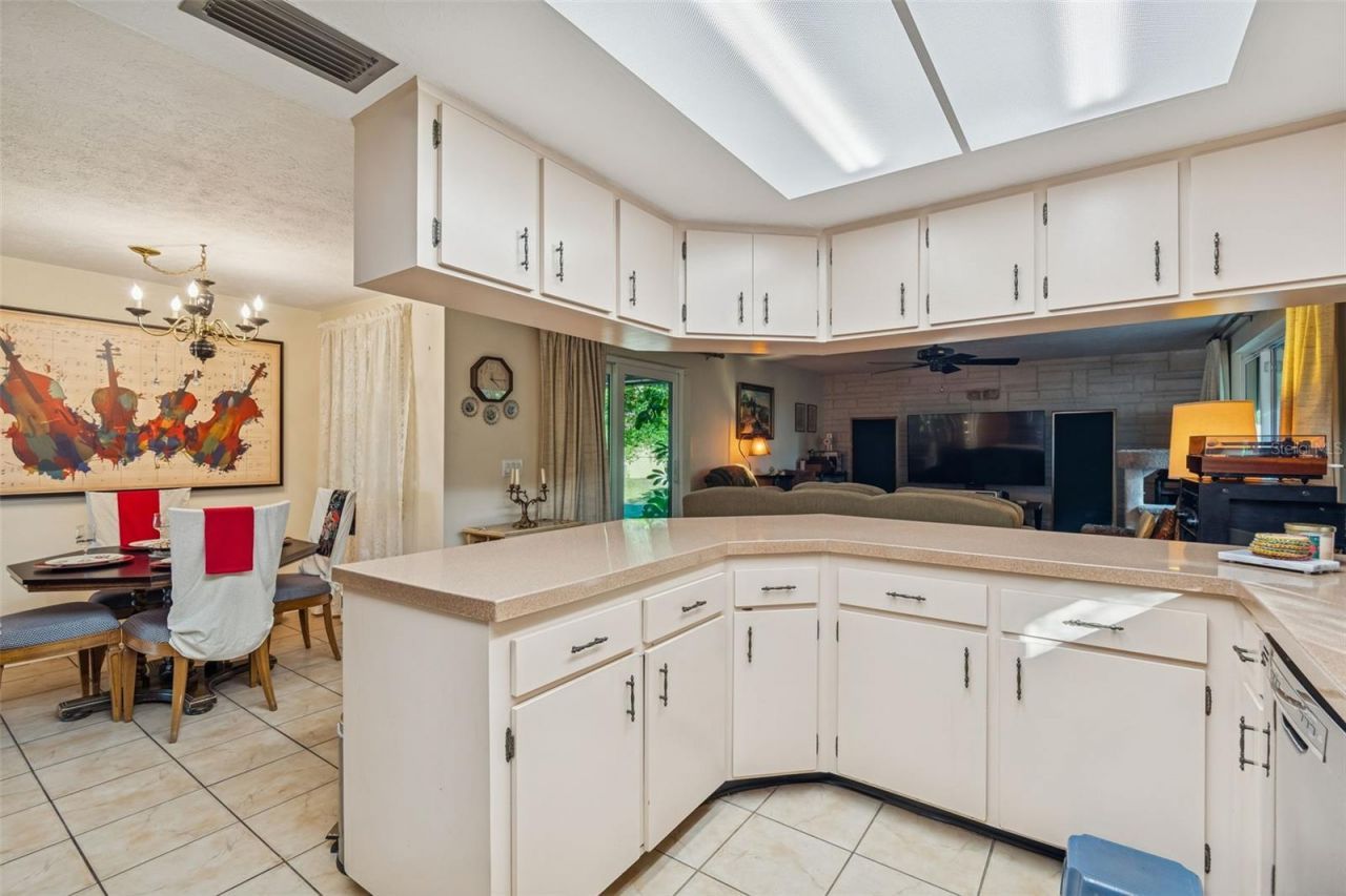 11600 Meadowlane Drive, Dade City, FL 33525 Photo