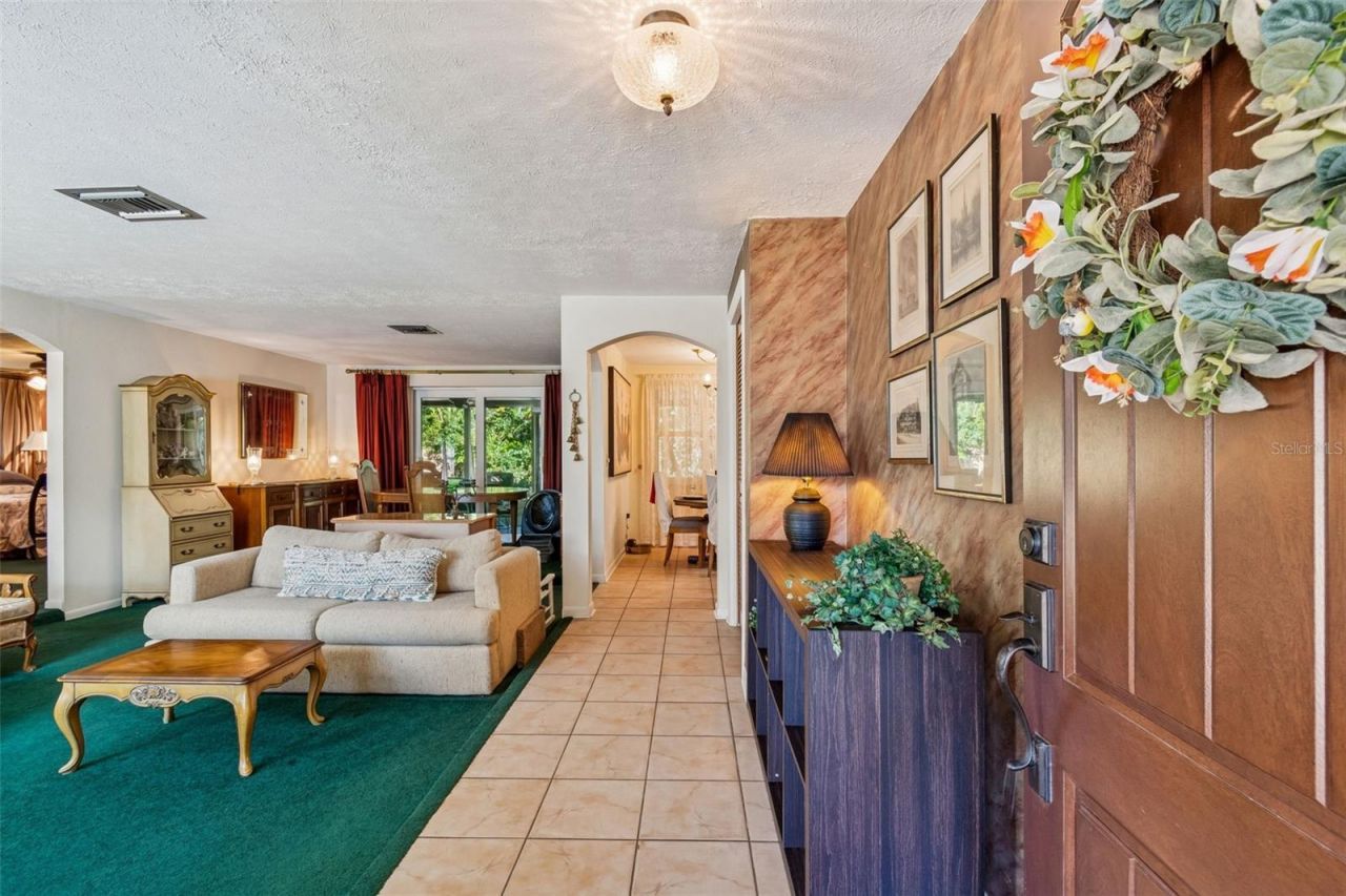 11600 Meadowlane Drive, Dade City, FL 33525 Photo