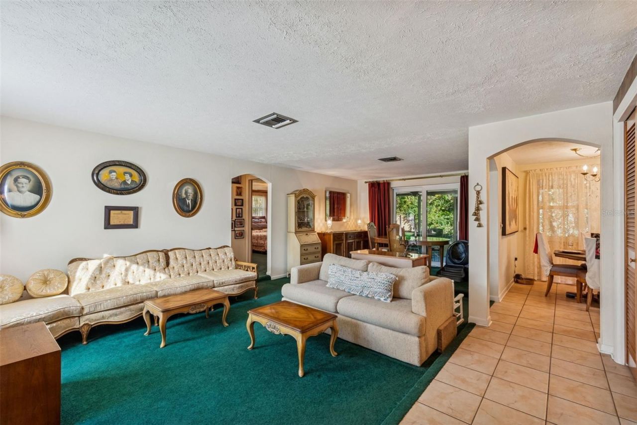 11600 Meadowlane Drive, Dade City, FL 33525 Photo